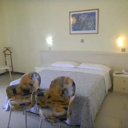 Grand Excelsior Hotel 4*