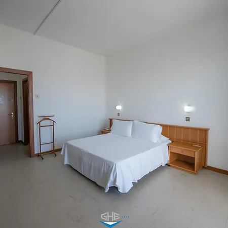 Grand Excelsior Hotel