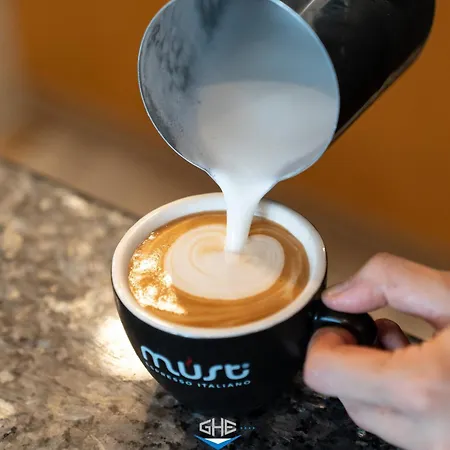 Grand Excelsior Hotel 4*