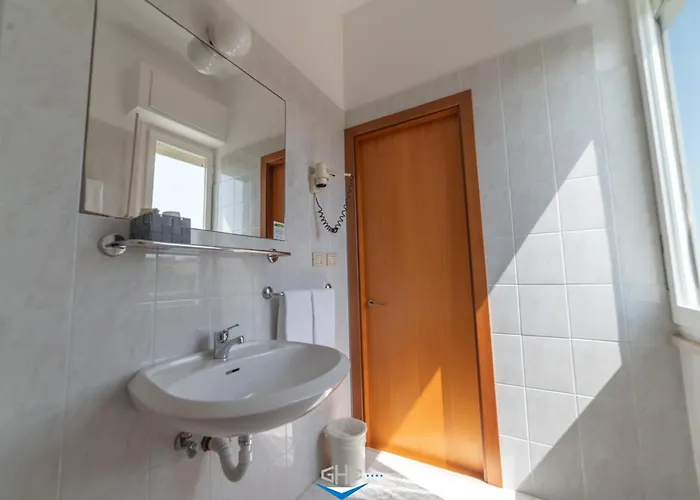 Hotel Grand Excelsior 4*