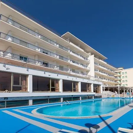 Grand Excelsior