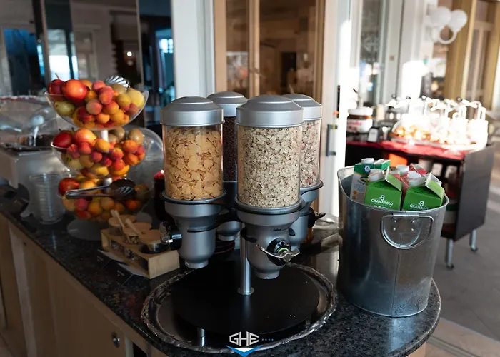 Hotel Grand Excelsior 4*